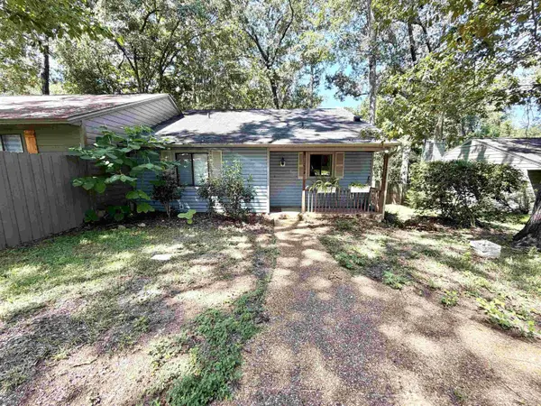 1910 Hidden Valley, Tallahassee, FL 32308