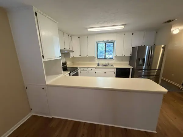 1910 Hidden Valley, Tallahassee, FL 32308