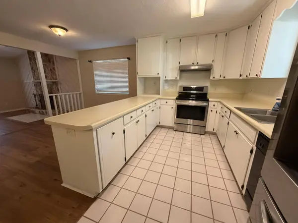 1910 Hidden Valley, Tallahassee, FL 32308