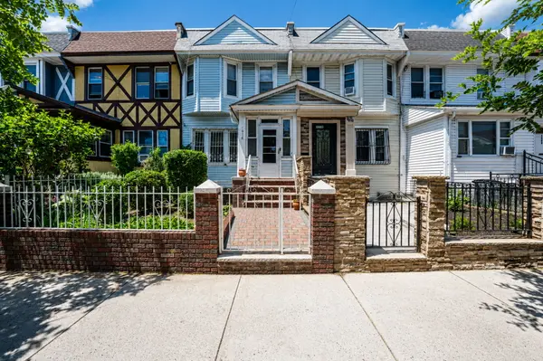 1678 Brooklyn Ave, Brooklyn, NY 11210-3427