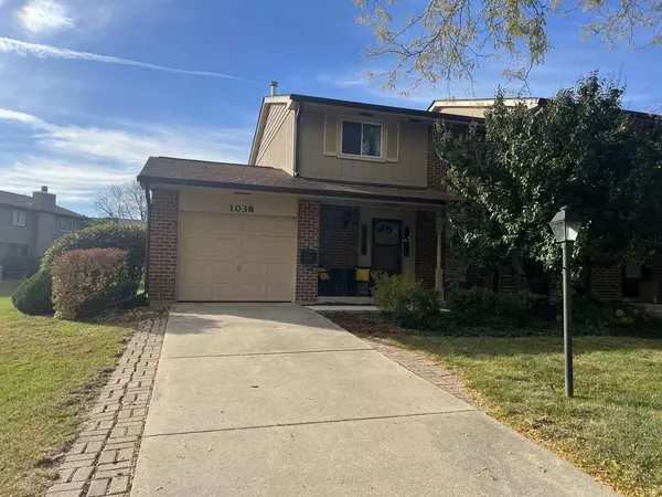 1038 Liskeard Court, Wheaton, IL 60189