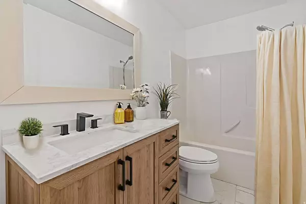 2199 S MORGAN RD, Saratoga Springs, UT 84045