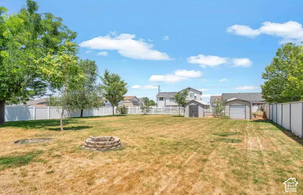 2434 W 2250 N, Clearfield, UT 84015
