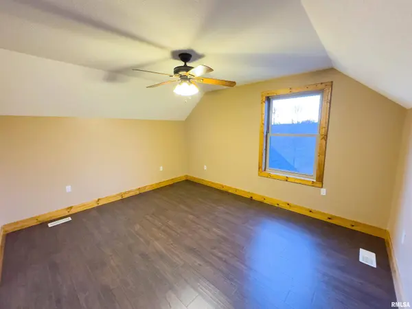 27028 County Road 219 RD, Wyaconda, MO 63474