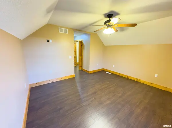 27028 County Road 219 RD, Wyaconda, MO 63474