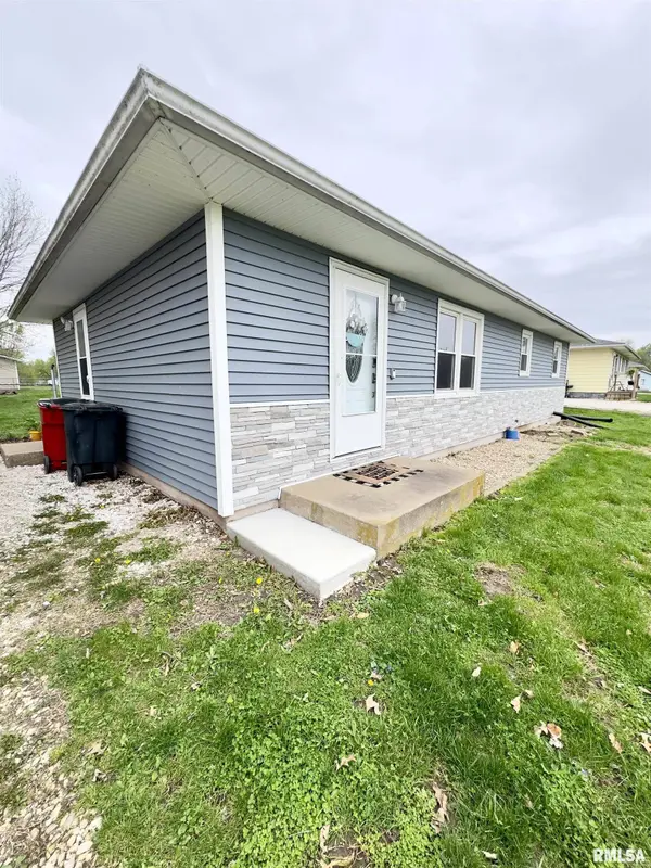 512 MAGNOLIA ST, Payson, IL 62360