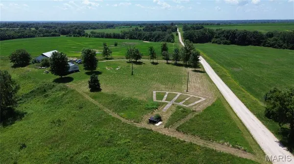 26788 105th AVE, La Belle, MO 63447