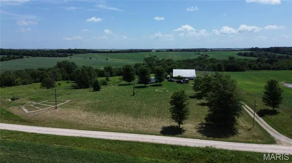 26788 105th AVE, La Belle, MO 63447