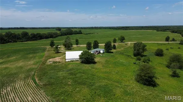26788 105th AVE, La Belle, MO 63447