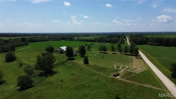26788 105th AVE, La Belle, MO 63447