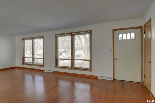 3302 Lindell AVE, Quincy, IL 62301