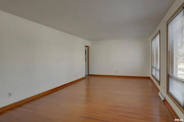 3302 Lindell AVE, Quincy, IL 62301