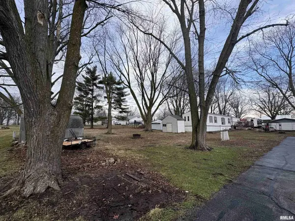 107 N FULTON ST, Payson, IL 62360