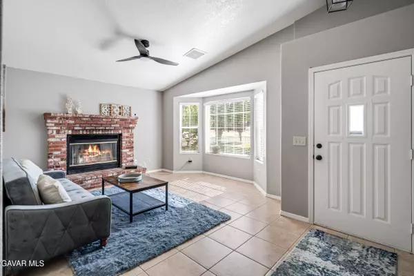 21932 99th ST, California City, CA 93505