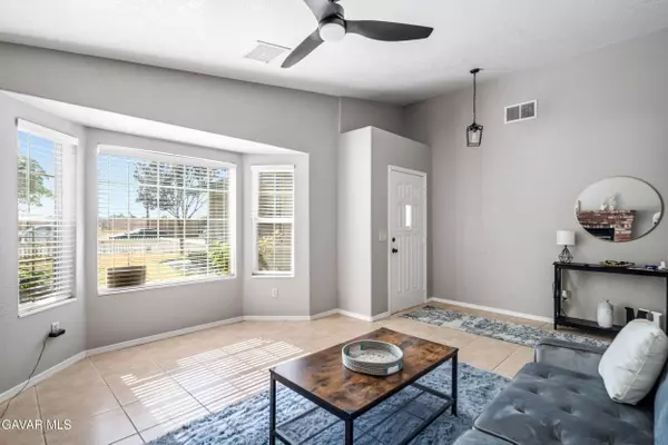 21932 99th ST, California City, CA 93505