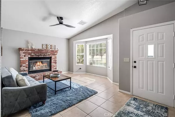 21932 99th, California City, CA 93505