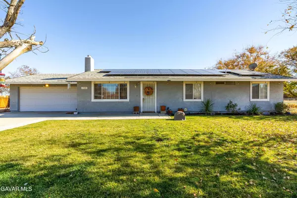 17360 Valeport AVE, Lancaster, CA 93535