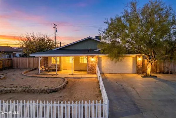 8811 Satinwood AVE, California City, CA 93505