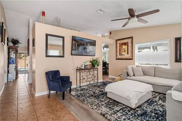 1335 Samra AVE, Lancaster, CA 93535