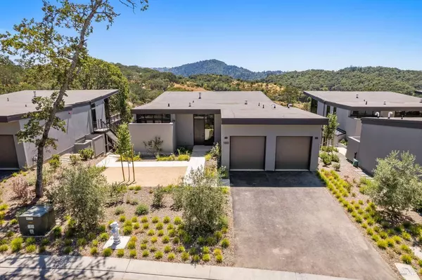 160 Woodlands DR SE, Healdsburg, CA 95448