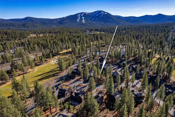 10020 Chaparral Court, Truckee, CA 96161-0000