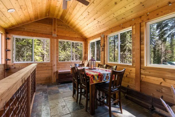 10825 Lola Montez Road, Soda Springs, CA 95728