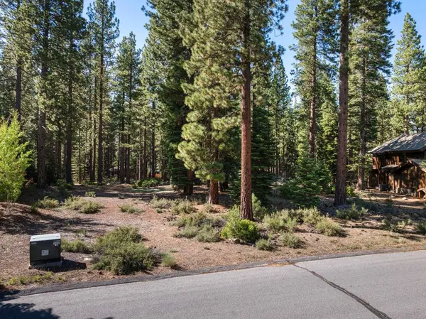 9252 Heartwood Drive, Truckee, CA 96161