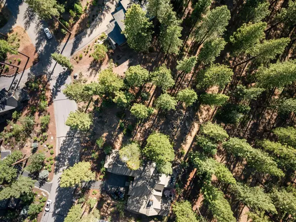 9252 Heartwood Drive, Truckee, CA 96161