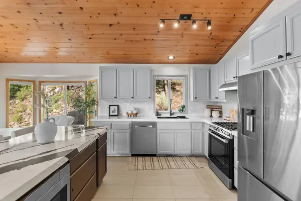 14774 Alder Creek Road, Truckee, CA 96161