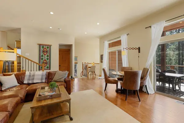 15224 W Reed Avenue, Truckee, CA 96161