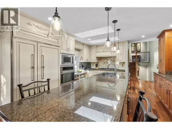 13709 Nash Drive, Coldstream, BC V1B1X9