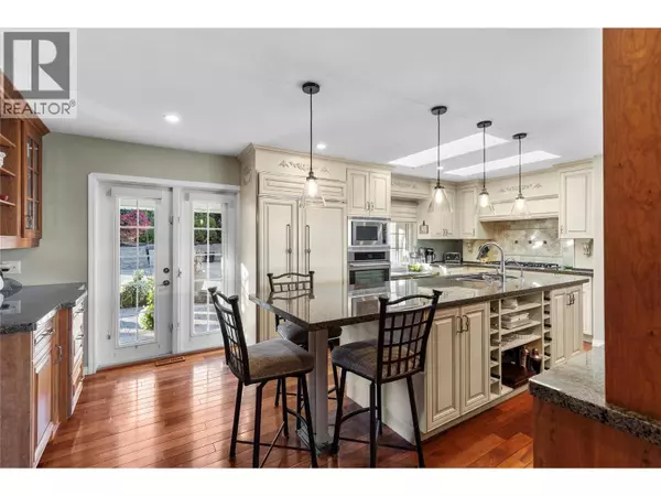 13709 Nash Drive, Coldstream, BC V1B1X9