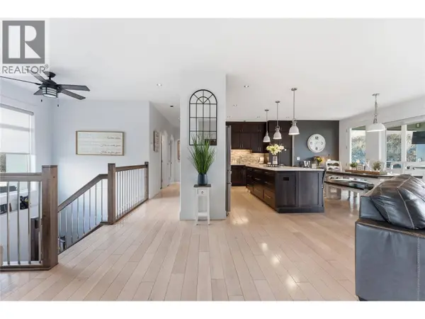 463 Golfview Place, Spallumcheen, BC V1H2J9