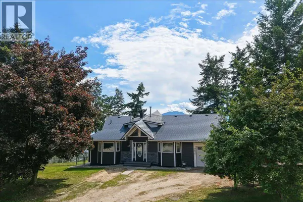 3690 Southview Road, Tappen, BC V0E2X1