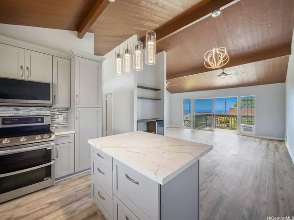 92-989 Makakilo DR #38, Kapolei, HI 96707