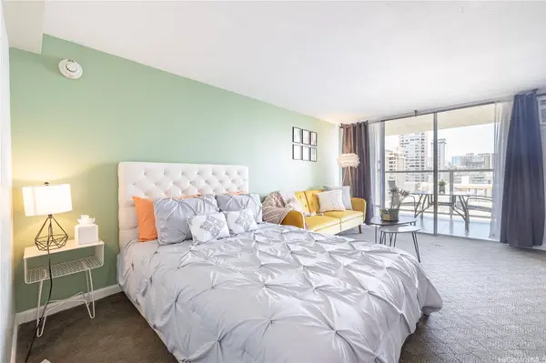 445 Seaside AVE #1514, Honolulu, HI 96815