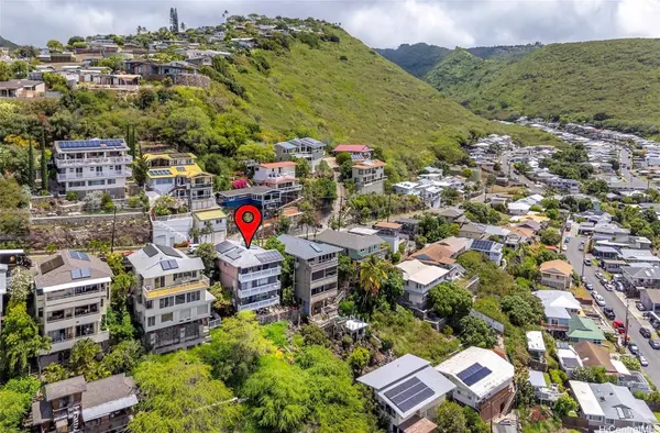 1492 Halekoa DR, Honolulu, HI 96821