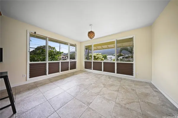 47-325 Ahuimanu RD, Kaneohe, HI 96744