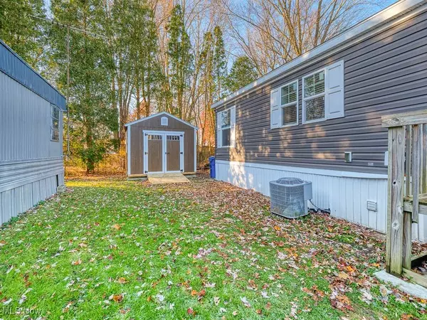 6610 Lear Nagle RD #156, North Ridgeville, OH 44039