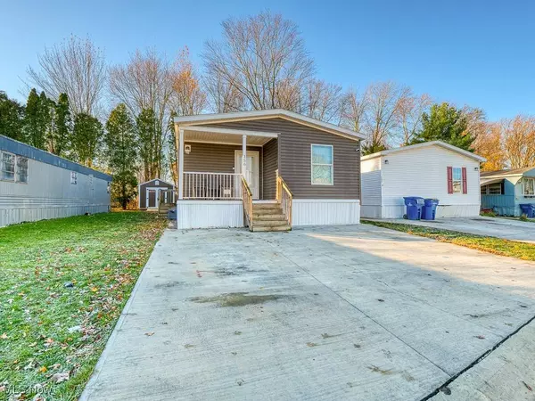 6610 Lear Nagle RD #156, North Ridgeville, OH 44039