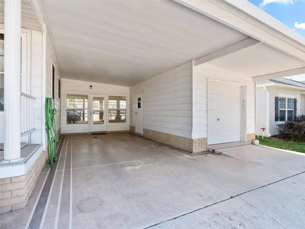 920 SAINT ANDREWS BLVD, Lady Lake, FL 32159