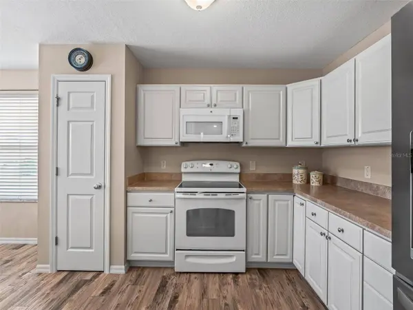 1906 HARSTON TRL, The Villages, FL 32162