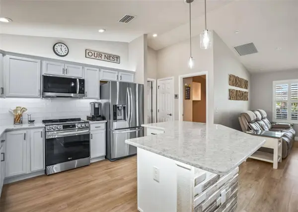 3229 DRESSENDORFER DR, The Villages, FL 32163