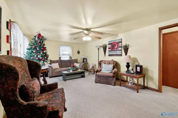 2317 SW State Avenue, Decatur, AL 35601