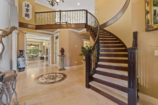 16308 91a AVE, Surrey, BC V4N 5S5