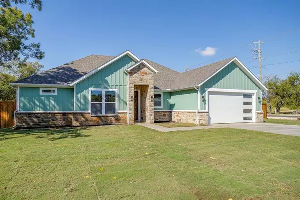 900 Cope Street, Mansfield, TX 76065