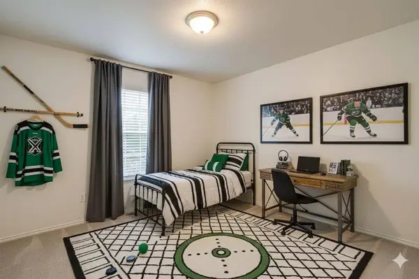 701 Stonebrooke Drive, Burleson, TX 76028