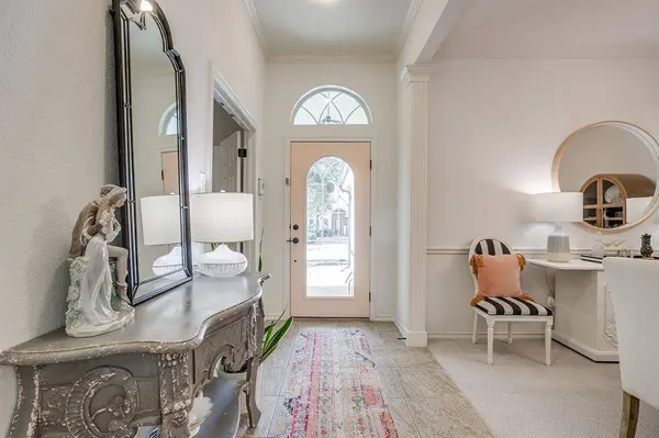 5529 Sierra Ridge Drive, Fort Worth, TX 76123