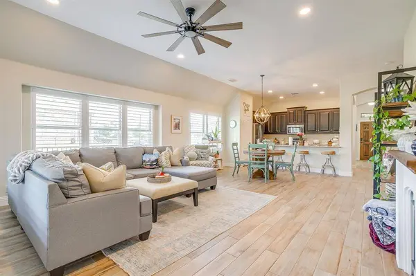 237 Bayonet Drive, Fort Worth, TX 76108