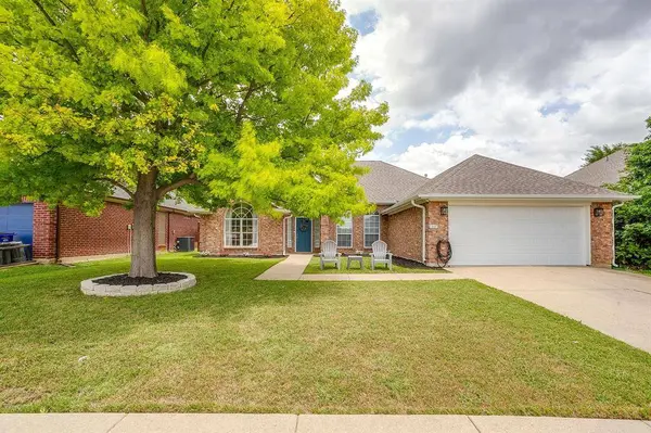 2107 Nichols Trail, Mansfield, TX 76063